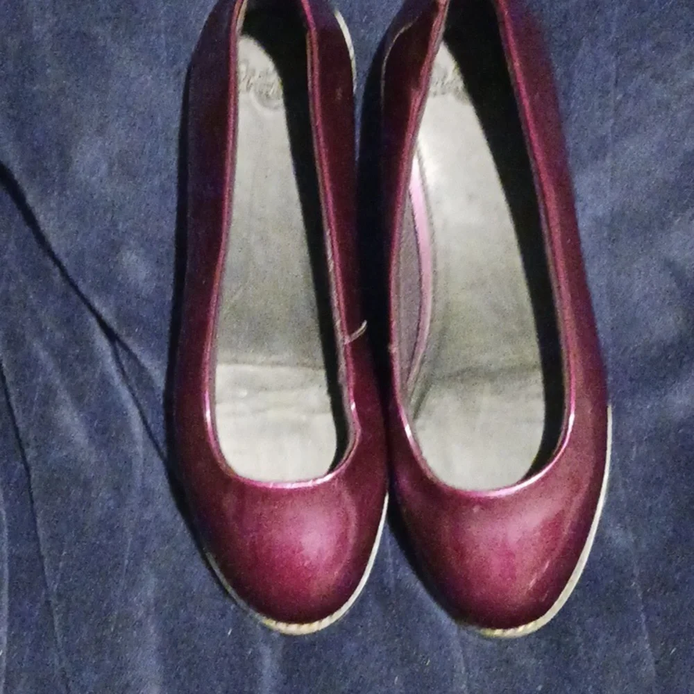 Doc Martin Purple grape colored size 5 Doc Martens